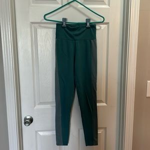 Victoria’s Secret ON POINT waffle legging